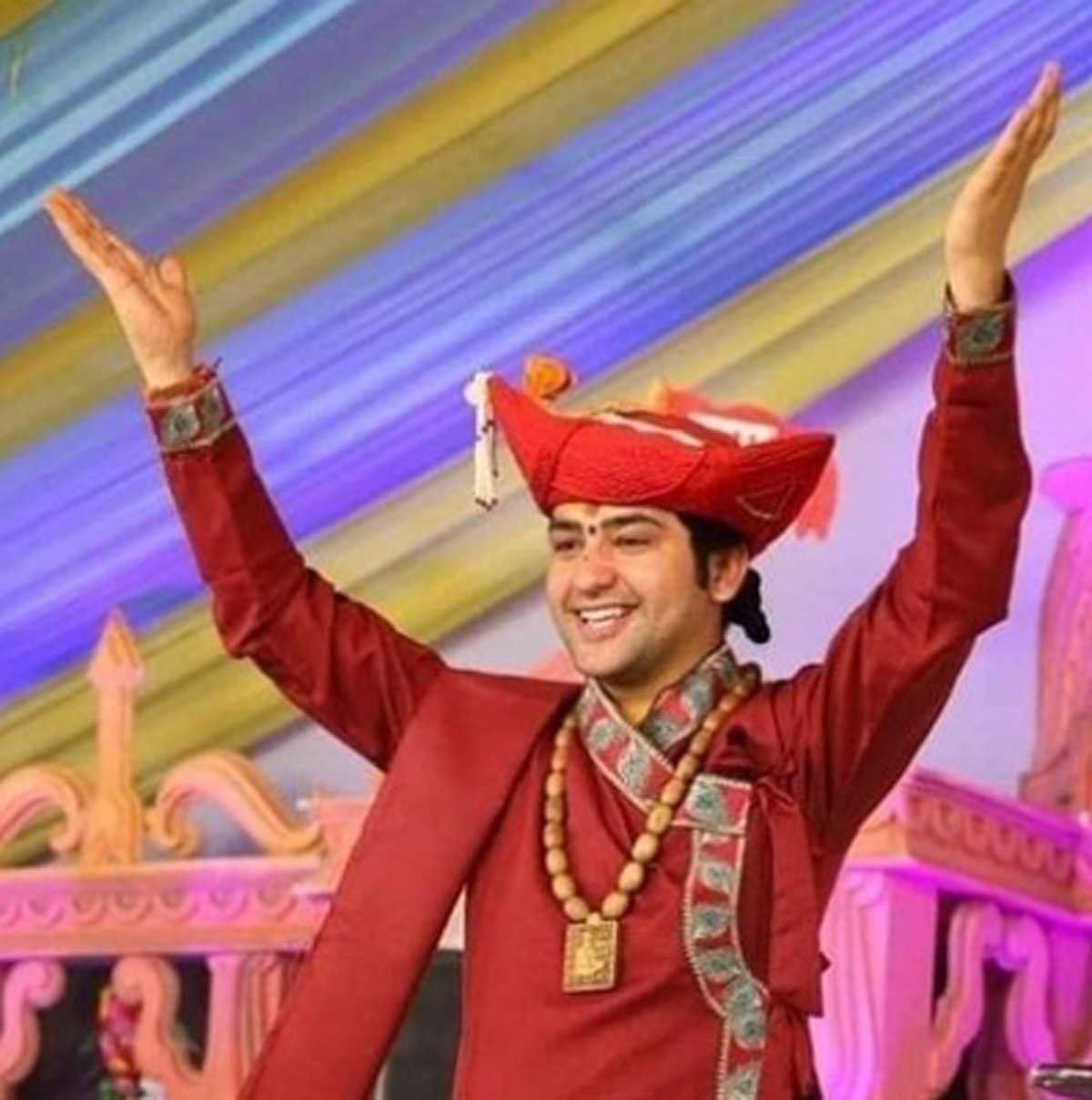 बिहार में धीरेंद्र शास्त्री के खिलाफ हिंदू धर्मावलंबियोंकी भावना आहत करने के आरोप में परिवाद दर्ज